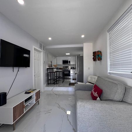 Charming Two Bedroom Apartment. Miami Dış mekan fotoğraf