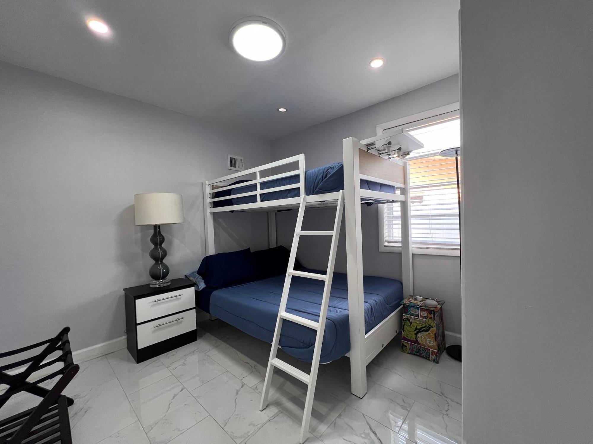 Charming Two Bedroom Apartment. Miami Dış mekan fotoğraf