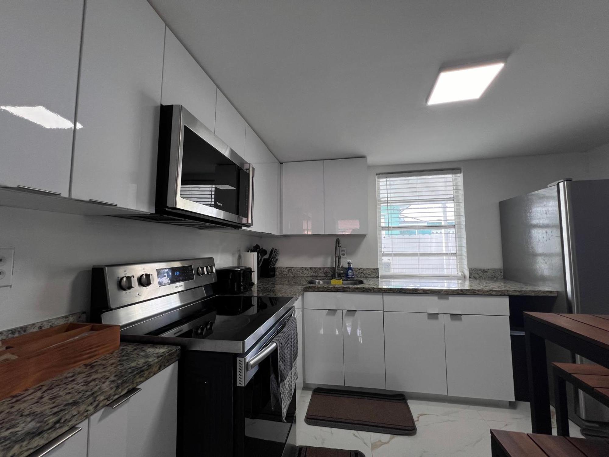 Charming Two Bedroom Apartment. Miami Dış mekan fotoğraf